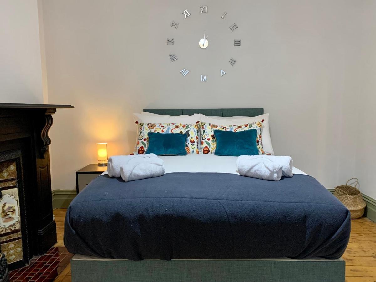 Stamer House By Yourstays, Stylish Quirky House, With 4 Double Bedrooms, Book Now! Stoke-on-Trent Exteriér fotografie
