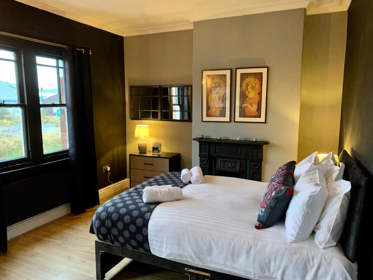 Stamer House By Yourstays, Stylish Quirky House, With 4 Double Bedrooms, Book Now! Stoke-on-Trent Exteriér fotografie