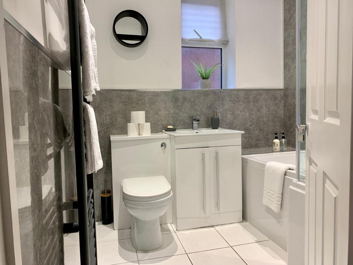 Stamer House By Yourstays, Stylish Quirky House, With 4 Double Bedrooms, Book Now! Stoke-on-Trent Exteriér fotografie