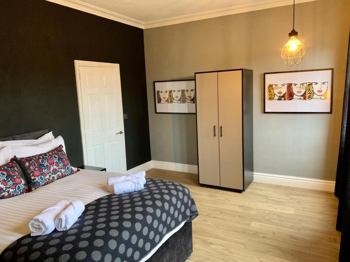 Stamer House By Yourstays, Stylish Quirky House, With 4 Double Bedrooms, Book Now! Stoke-on-Trent Exteriér fotografie